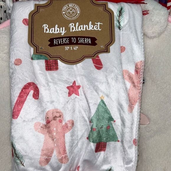 Christmas gingerbread baby blanket Sherpa Christmas trees - Picture 2 of 4